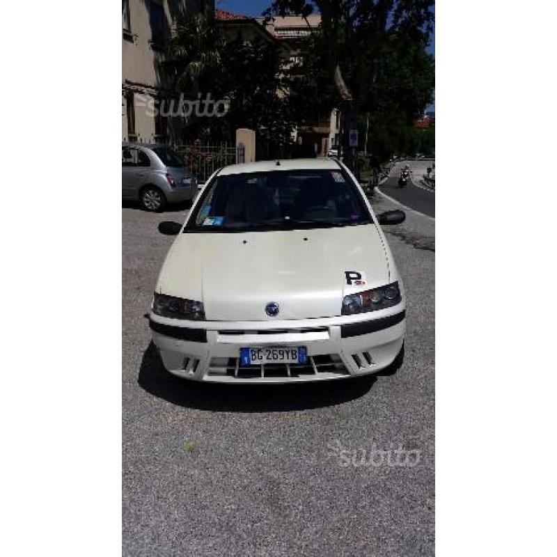 FIAT Punto - 2000