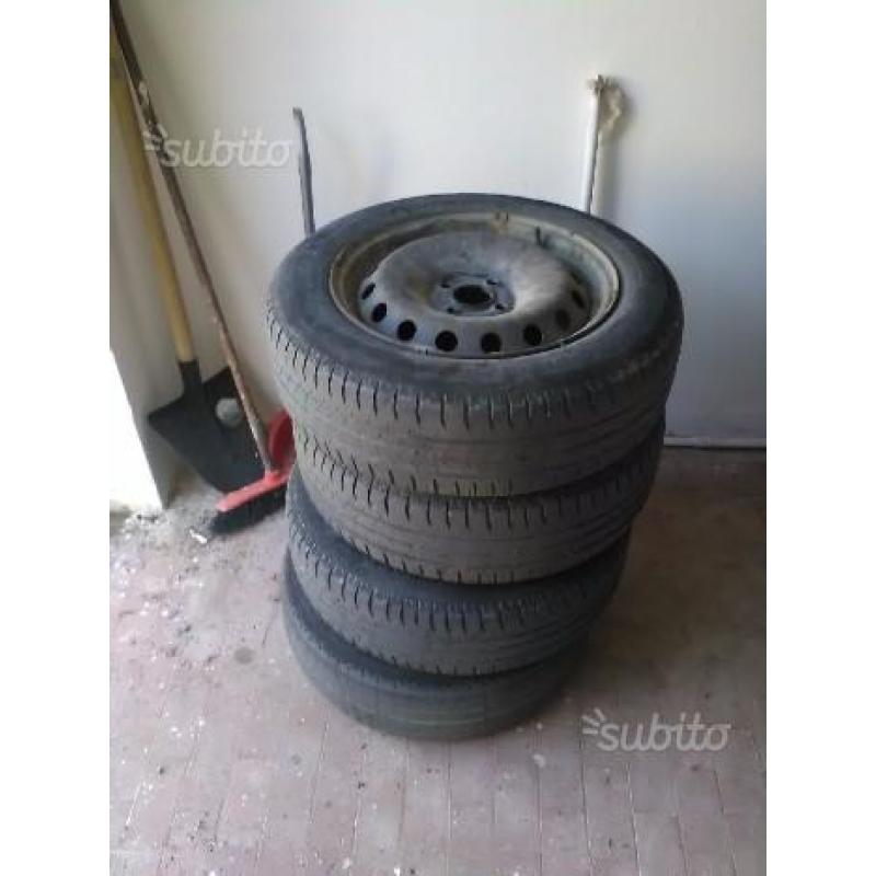 Gomme Michelin 175/65/15