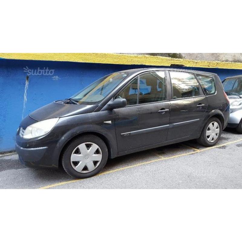 RENAULT Grand Scenic 1.5 dCi/100CV Conf. Dynam.