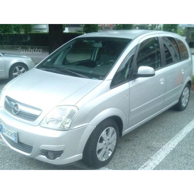 Opel meriva 1.6 gpl 2006