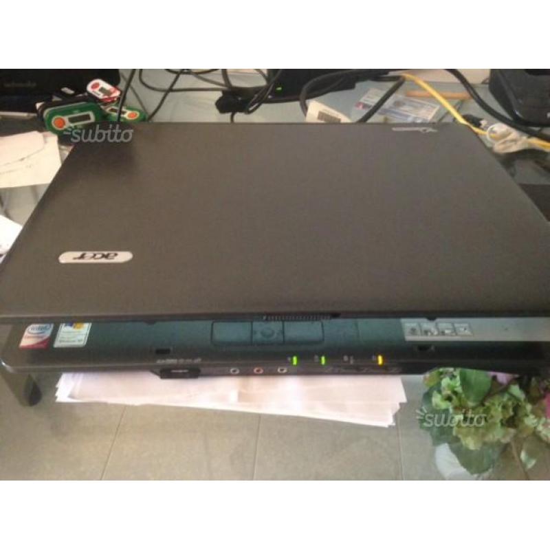 Acer extensa 5620