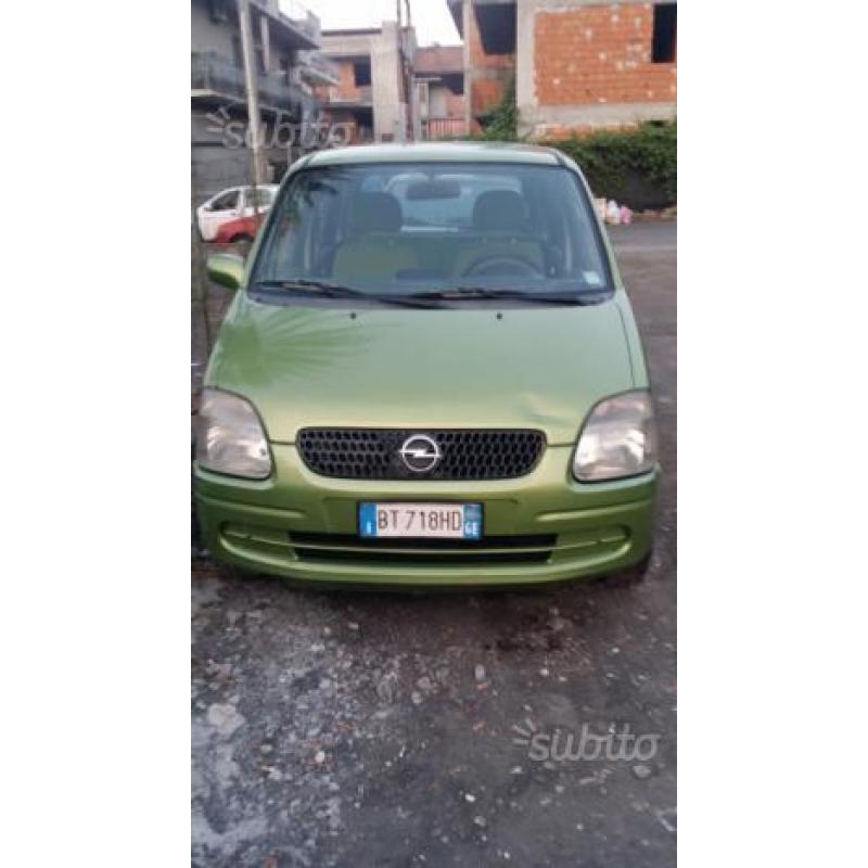 Opel agila 1000.990 euro