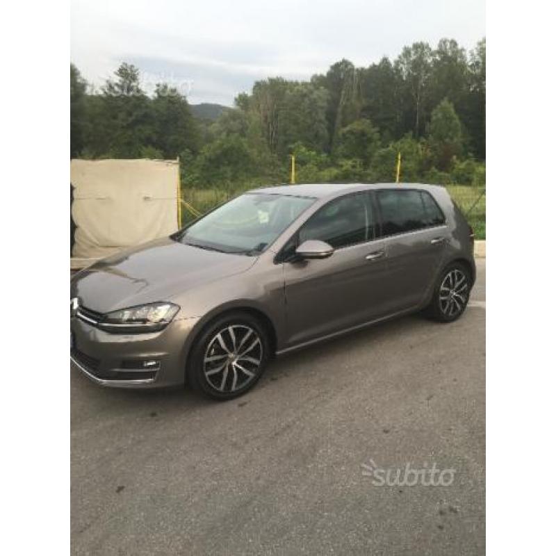 Golf 7ª 2.0 Tdi 150cv bluemotion full - 2014