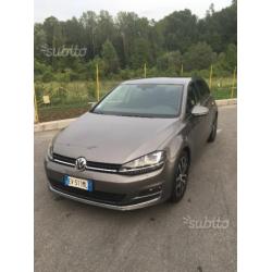 Golf 7ª 2.0 Tdi 150cv bluemotion full - 2014