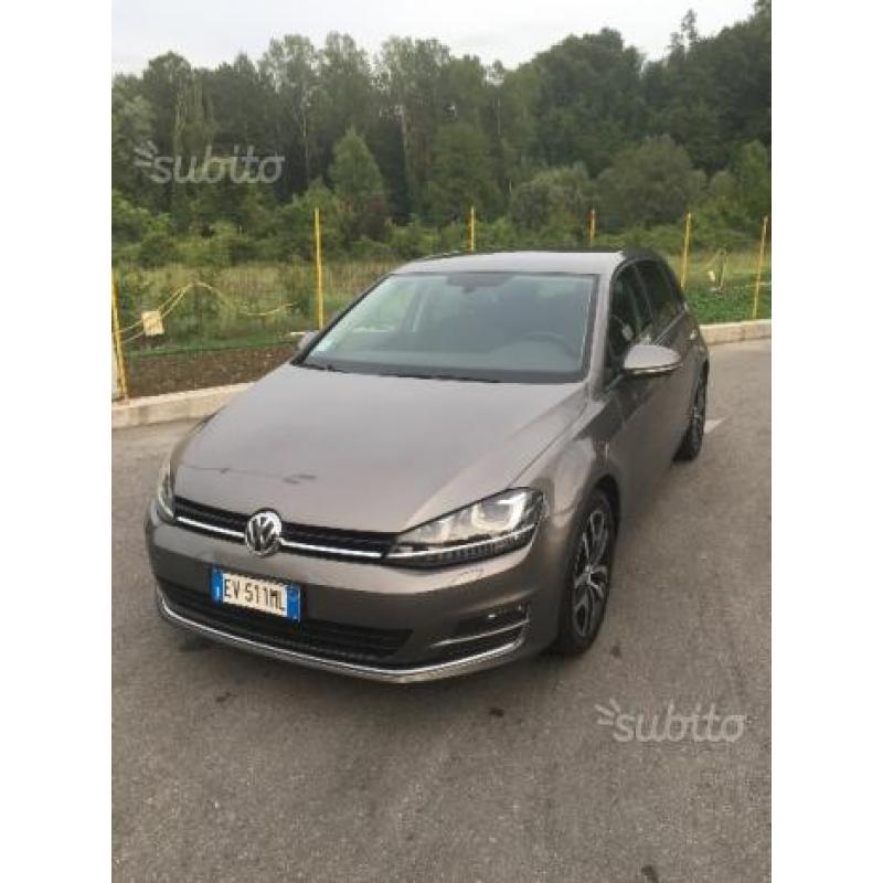 Golf 7ª 2.0 Tdi 150cv bluemotion full - 2014