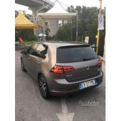 Golf 7ª 2.0 Tdi 150cv bluemotion full - 2014