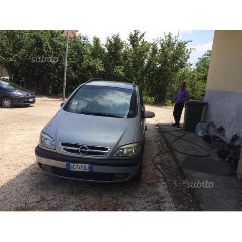 OPEL Zafira - 2002