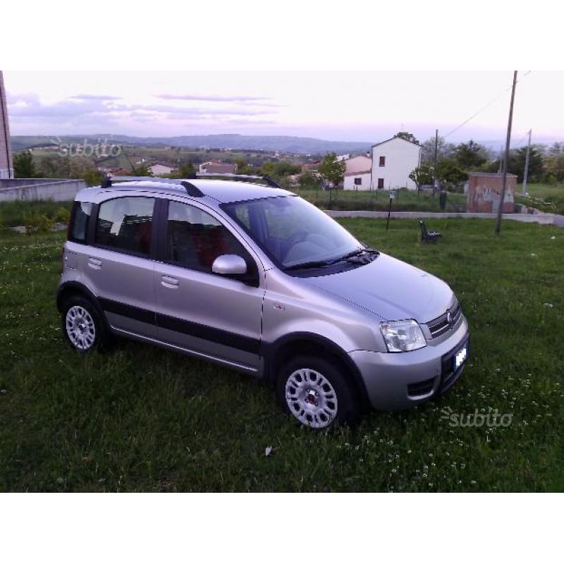 FIAT Panda 4x4 metano scambi permute