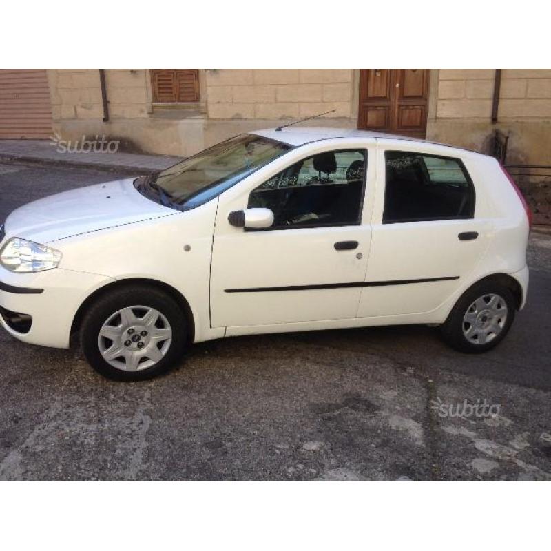 FIAT Punto 3ª serie - 2004 unico proprietario