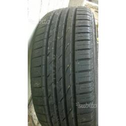 Gomme auto