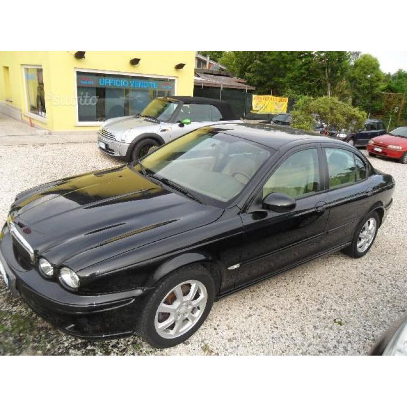 JAGUAR X-Type 2.0 Tdci ( ford mondeo) anche expo