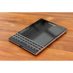 Blackberry passport 32 gb anche permuto