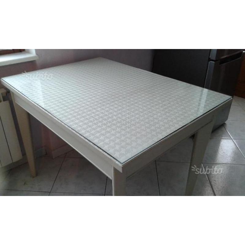 Tavolo laccato 80x110 cm, con ripiano in vetro 6 m