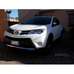 TOYOTA RAV4 4ª serie - 2014