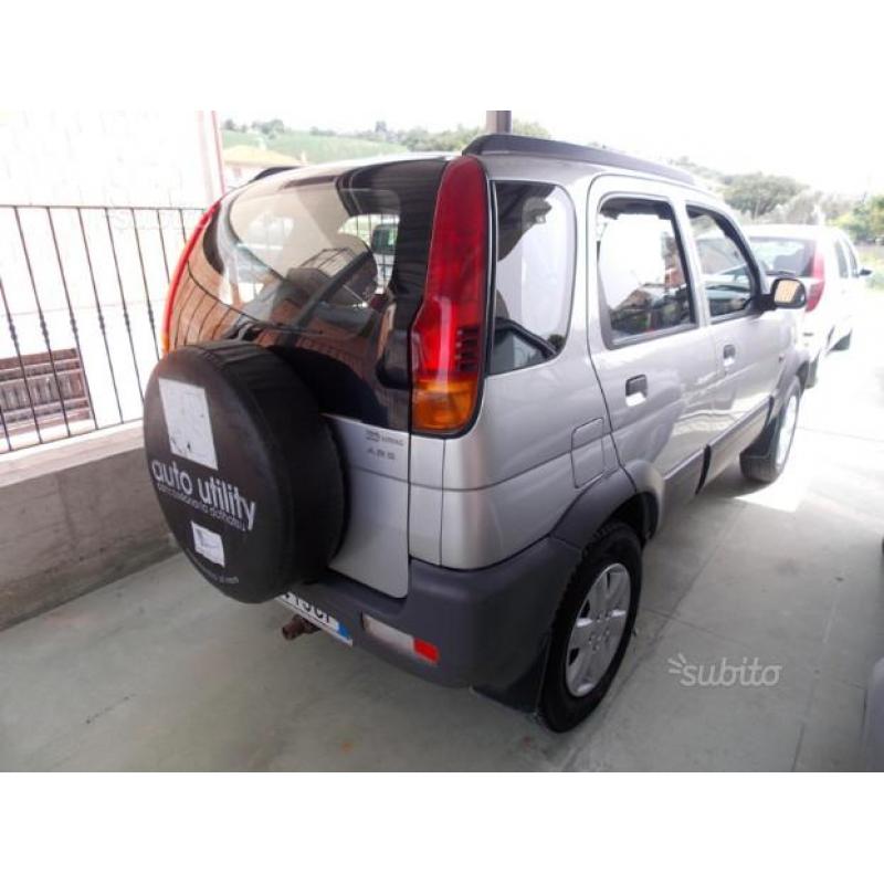 DAIHATSU Terios 1.3 16v 4x4 Clima - 2003