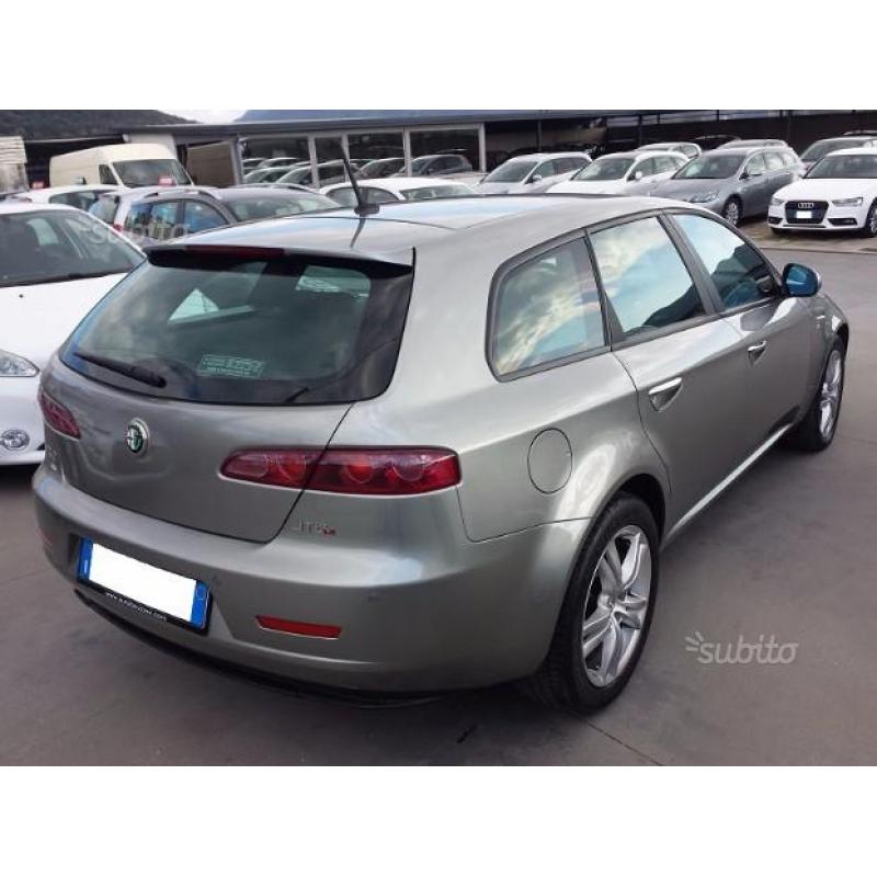 ALFA ROMEO 159 SW 2.0 JTDm 136CV SUPER NAV B&M PDC