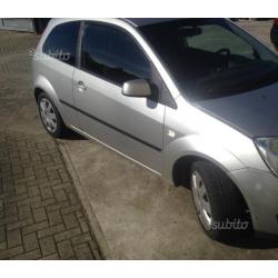 FORD Fiesta 1.4 tdci - 2005