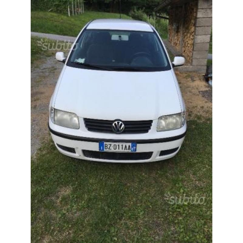 VOLKSWAGEN Polo 3ª serie - 2002