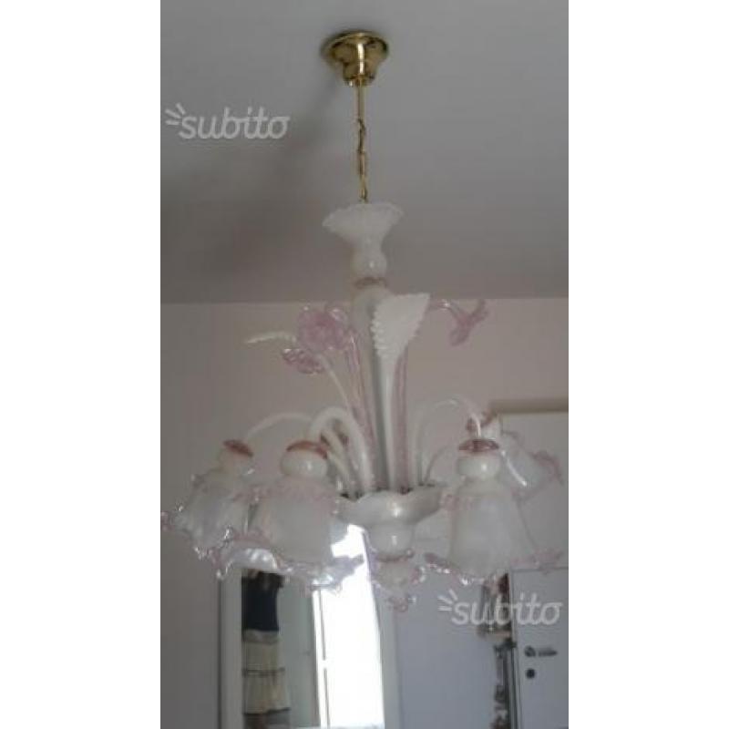 Lampadario in vetro di murano