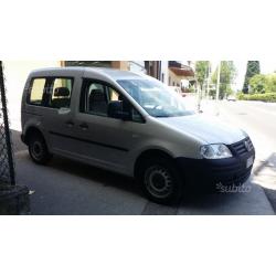 Vw. CADDY 1.9 SDI 3790 euro