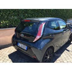 TOYOTA Aygo 2ª serie - 2015