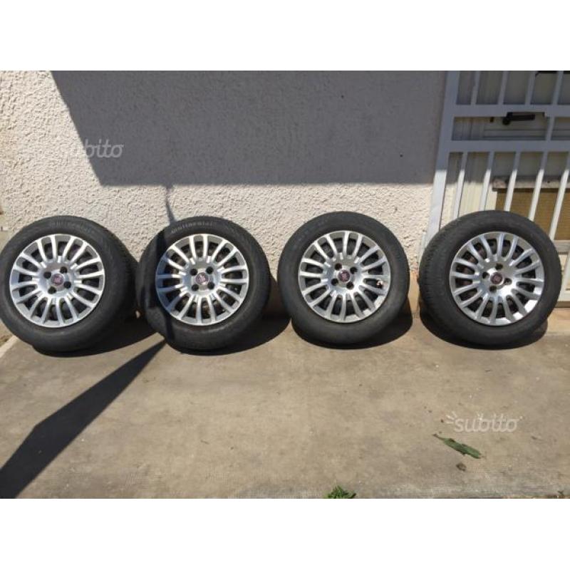 Cerchi originali Fiat G.Punto,con gomme 185/65 R15